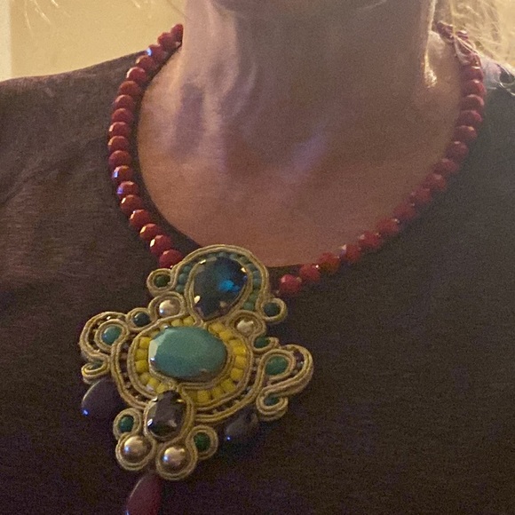 Zenzii Large Beaded Statement Piece Necklace - Picture 6 of 6